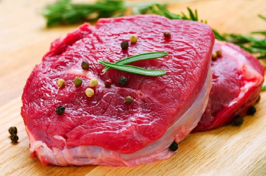 Trong 100G thịt bò chứa hàm lượng dinh dưỡng cao.